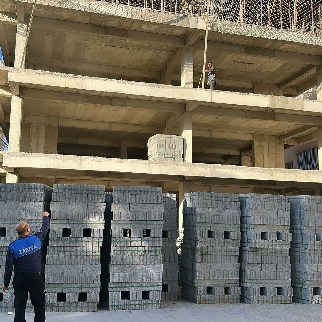 Birecik’te Zabıta Ekipleri Sahada Güvenlik Ve Çevre İçin Denetimler Sürüyor (3)