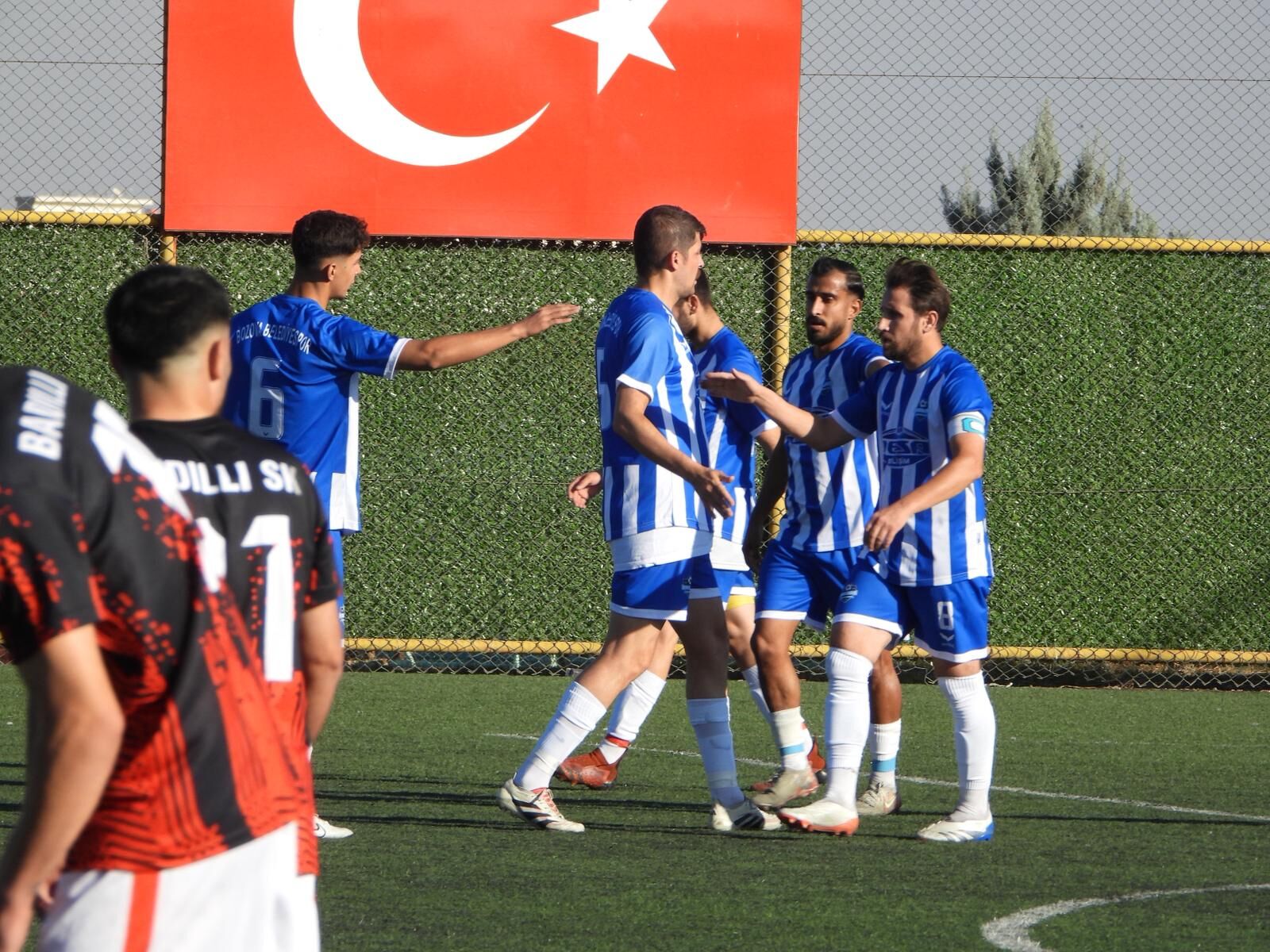 Bozova Belediyespor 5 Attı, 3 Aldı (2)