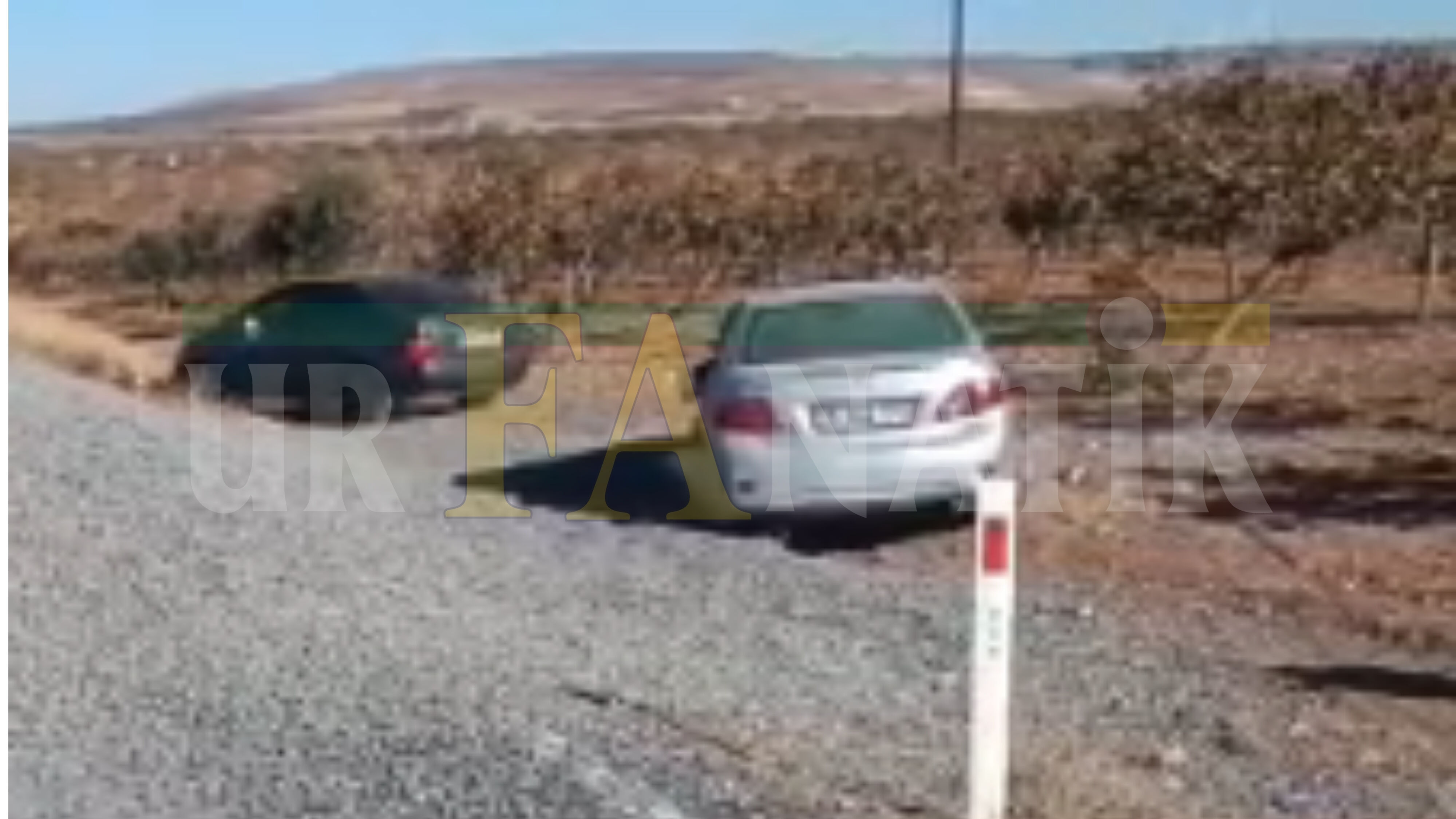 Hilvan Şanlıurfa Karayolunda Tır İle Otomobil Çarpıştı 4 Yaralı (2)