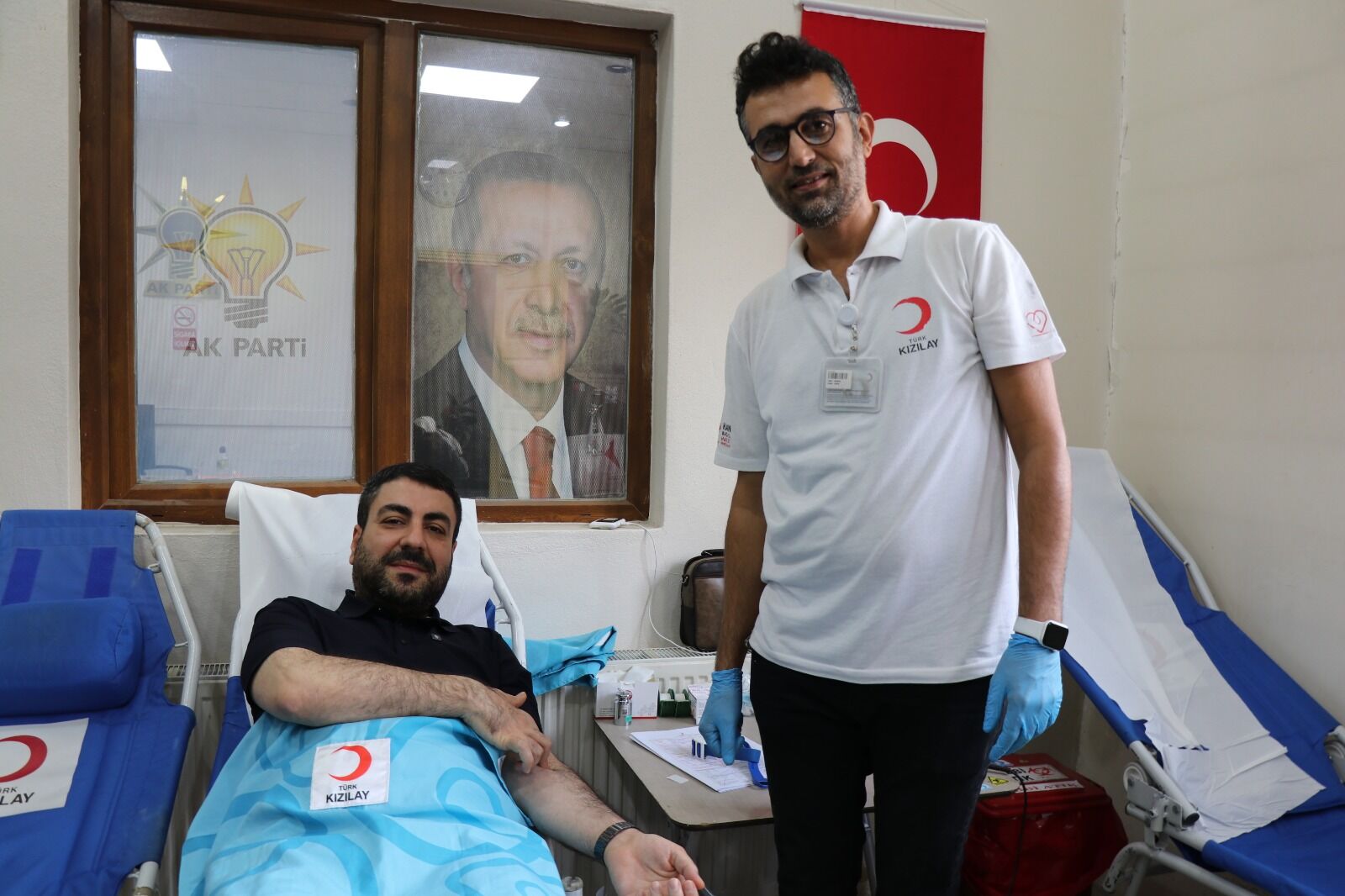 Karaköprü’de Anlamlı Gün Vatandaşlar Akın Etti, Kanlar Hayat Oldu!A (5)