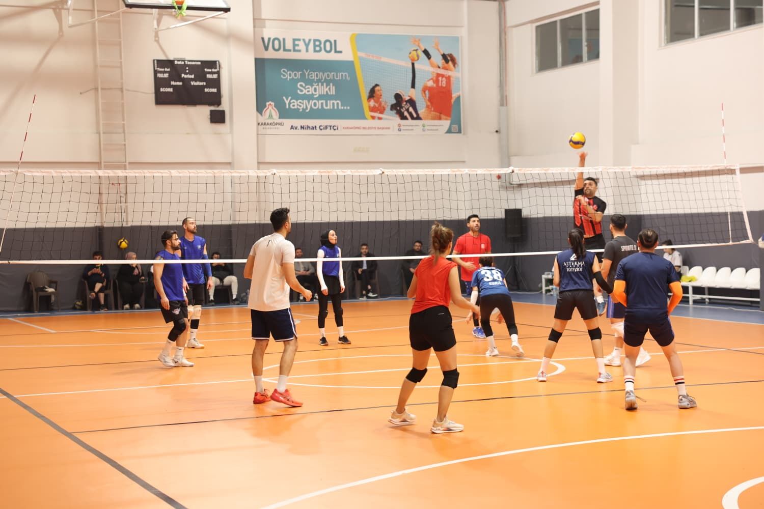 Kköprübld Karaköprü’de Öğretmenler Voleybol Turnuvası Görkemli Finalle Tamamlandı (3)-1