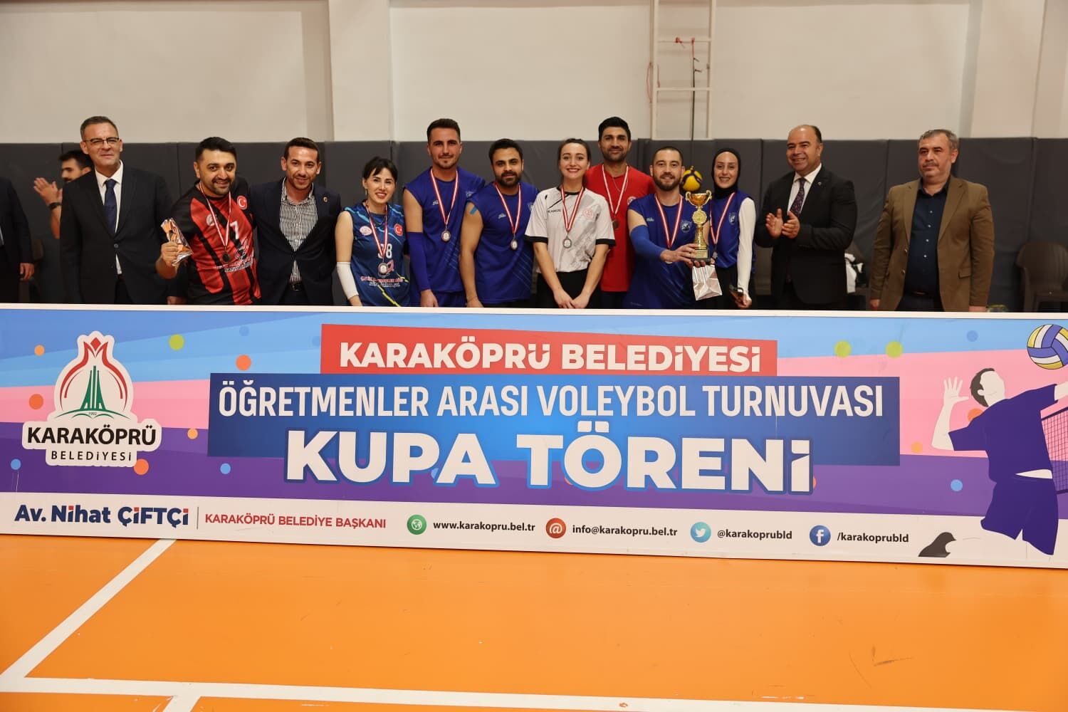 Kköprübld Karaköprü’de Öğretmenler Voleybol Turnuvası Görkemli Finalle Tamamlandı (8)
