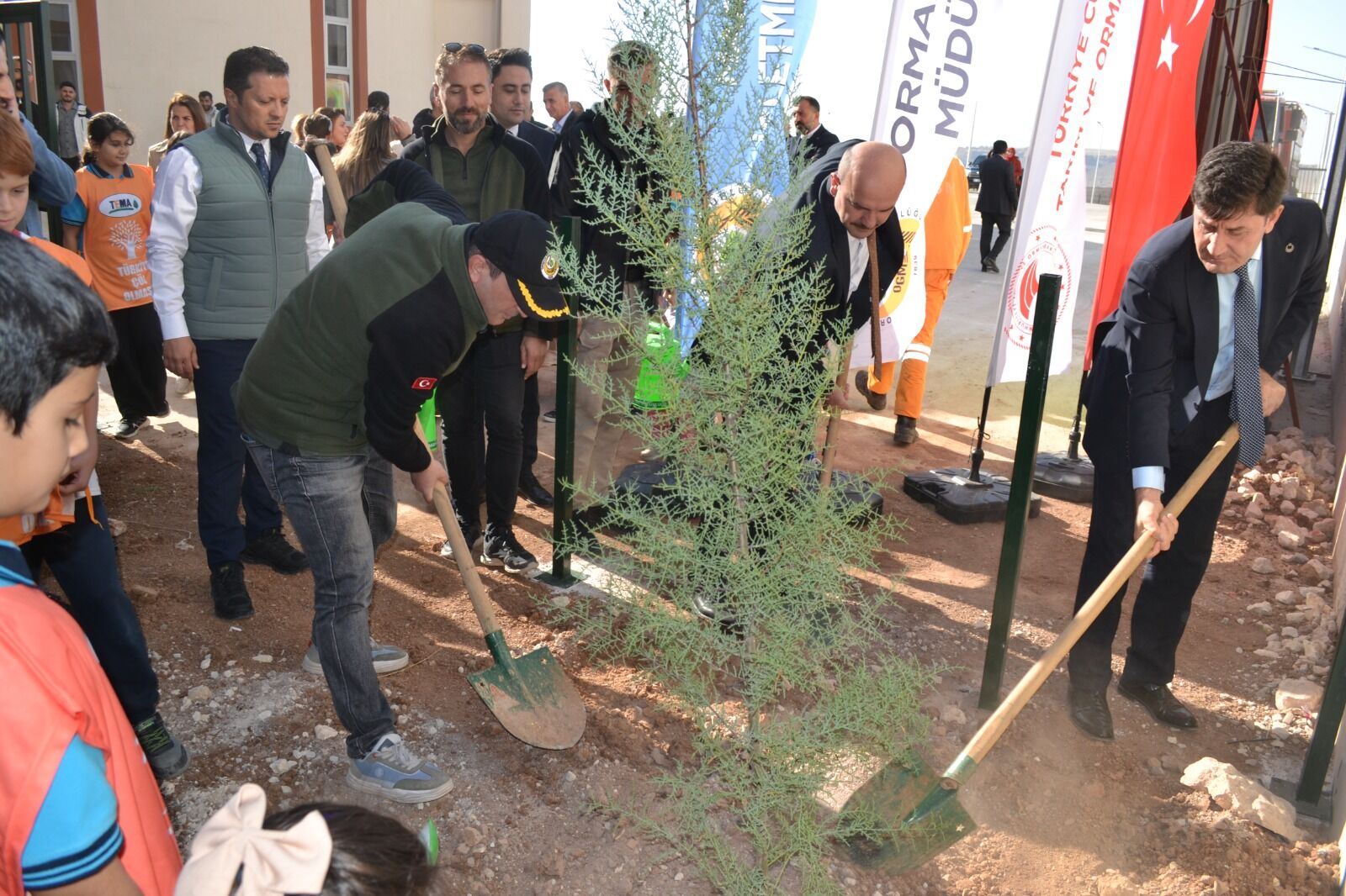 Şanlıurfa Orman Bölge Müdürlüğü’nden Mardin’de Fidan Dikim Etkinliği