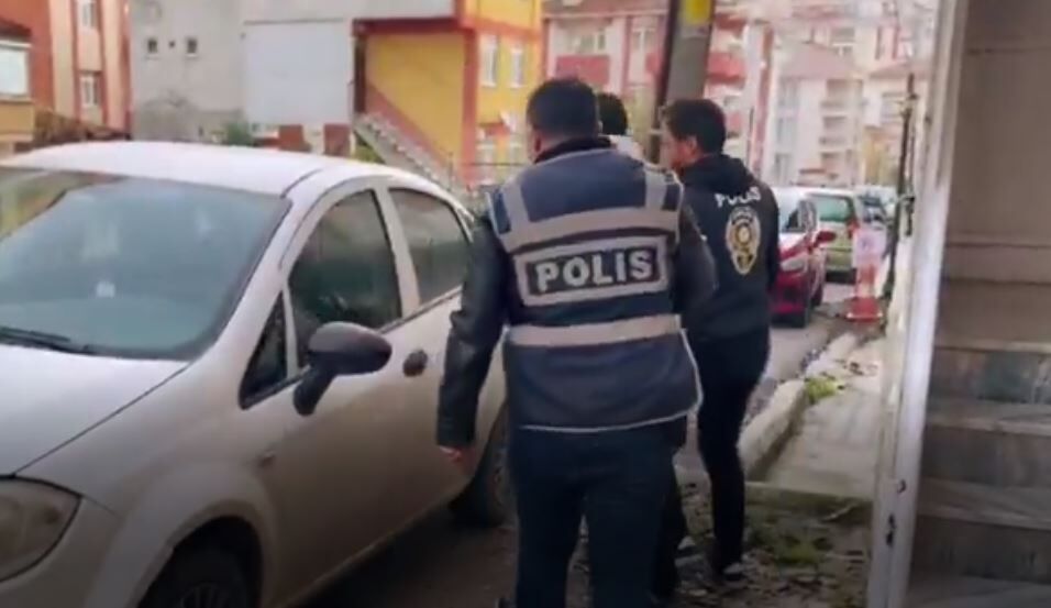 Şanlıurfa’da 899 Milyon Tl’lik Mali Operasyonda 11 Kişi Tutuklandı (3)