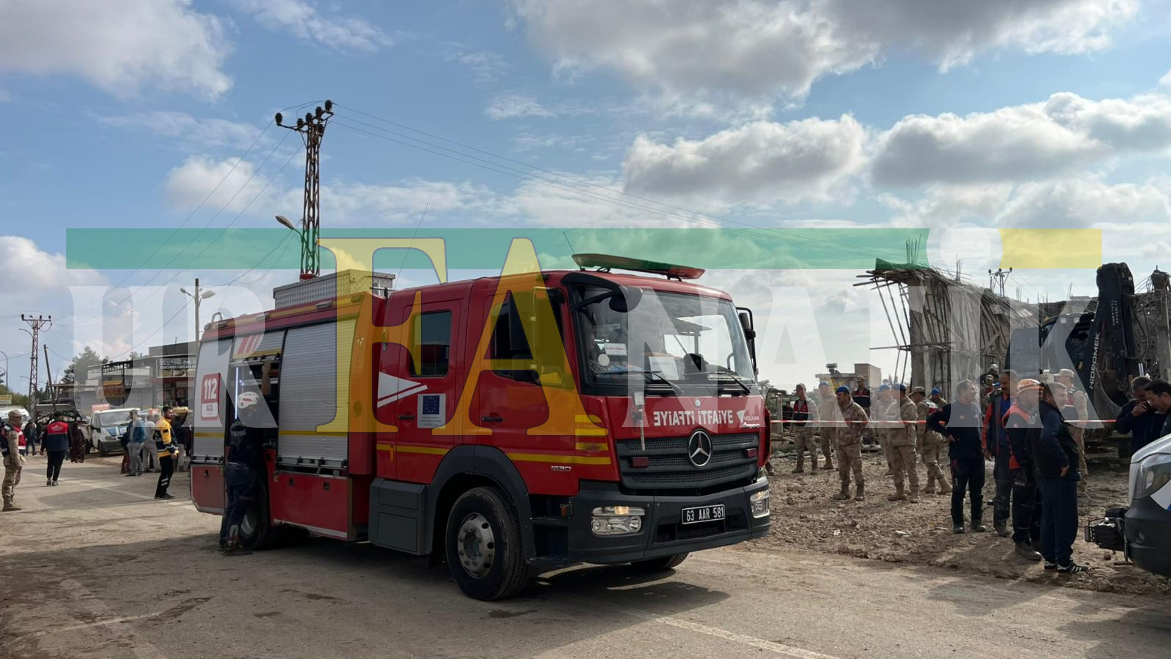 Şanlıurfa’da İnşaatta Göçük Ölü Ve Yaralılar Var! (2)