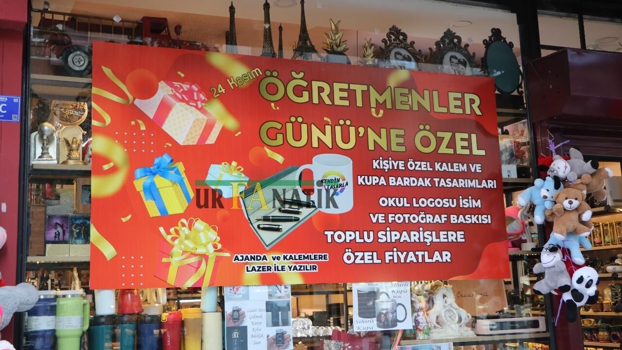 Şanlıurfa'daki Hediyecilerde Öğretmenler Günü Yoğunluğu (8)