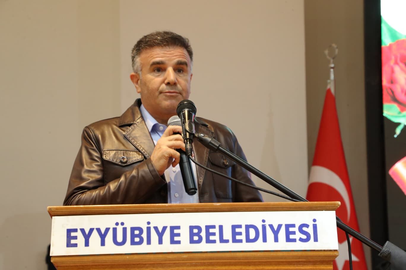 Sultanoğlu Türki̇ye Yüzyili Öğretmenleri̇n Yüzyili Olacaktir