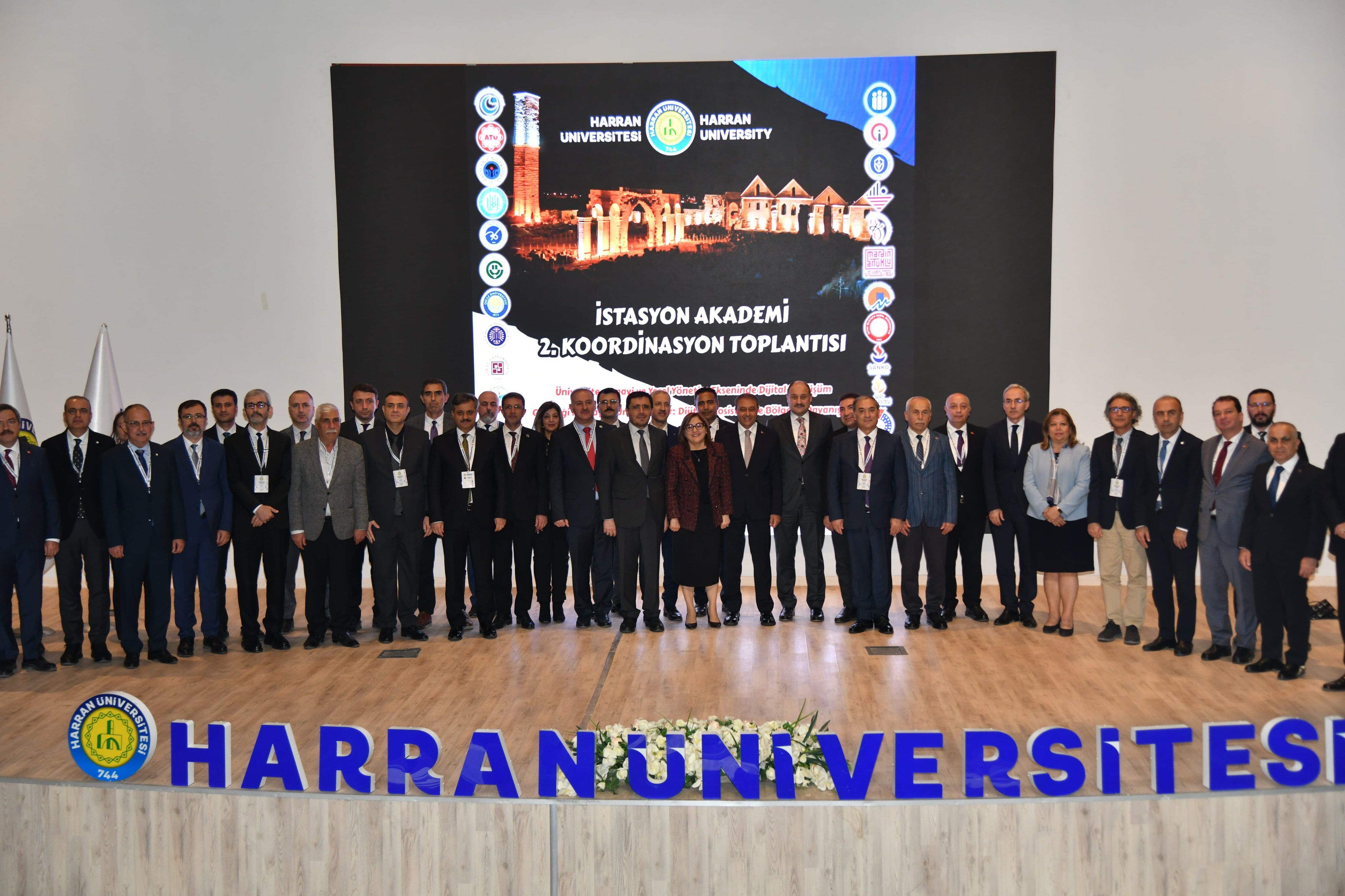 Üniversite Konferans 3