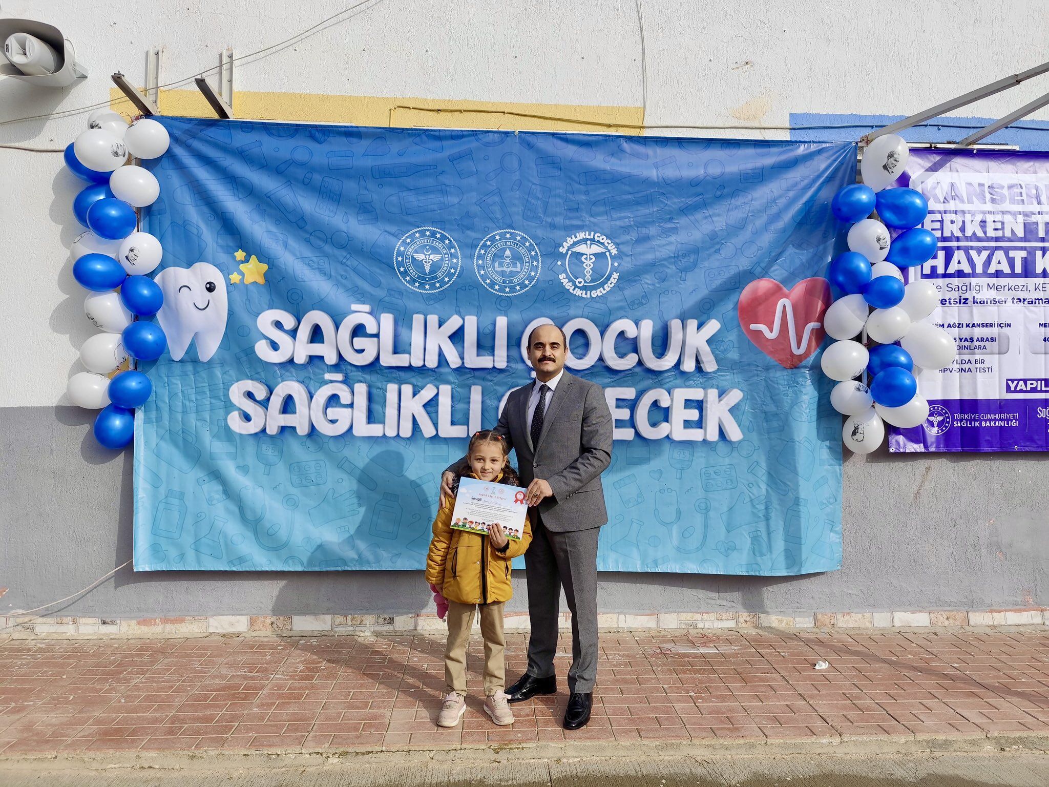 Akçakale’de Geleceğin Sağlık Elçileri Sertifikalarını Aldı