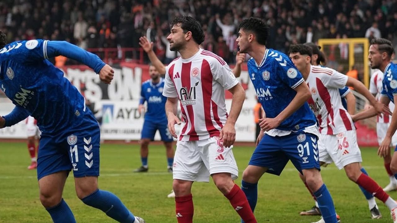Batman Petrolspor Kulübü Başkanı Mehmet Hakan Toy, 4 4 Biten Sincan Belediyesi Ankaraspor Maçı Sonrası Açıklamalarda Bulundu. (1)