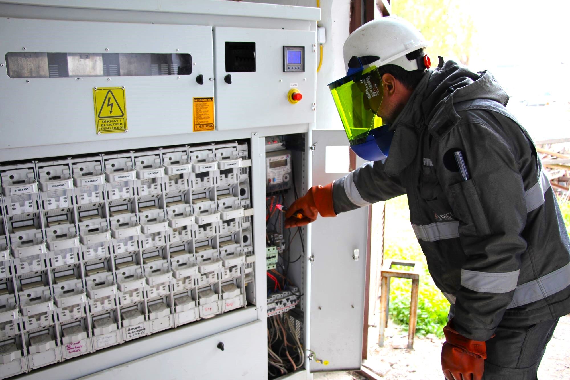 Dicle Elektrik Yatırım