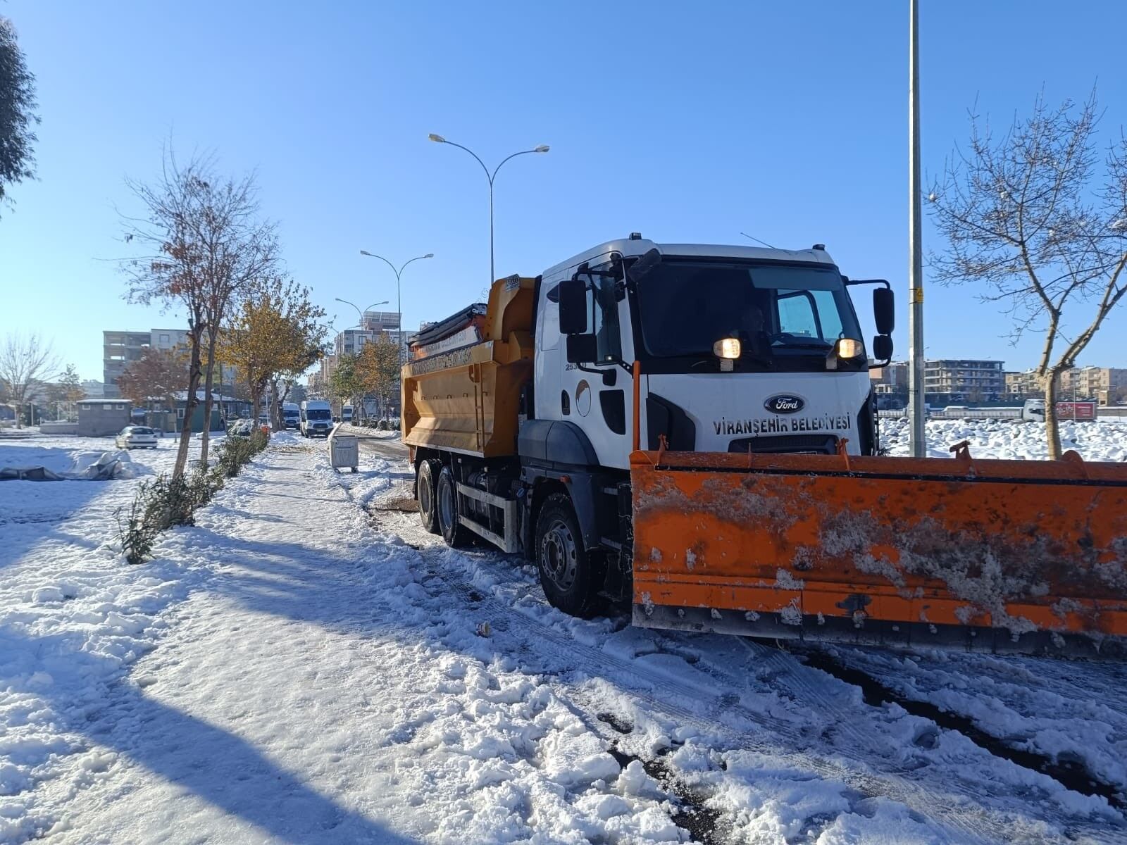 Viranşehir Belediyesi’nden Kent Genelinde Karla Mücadele Seferberliği-1