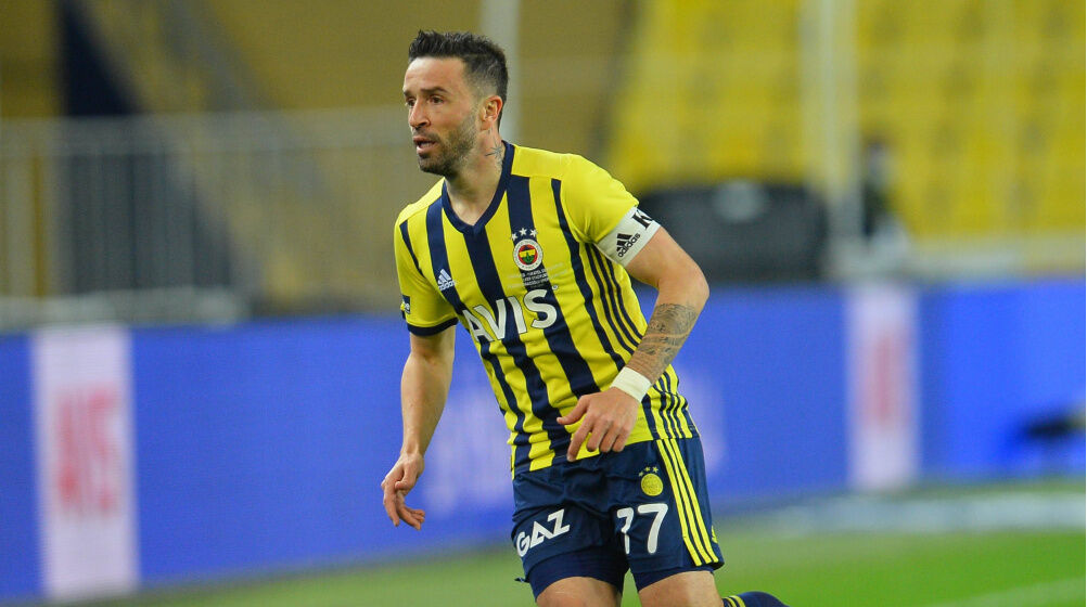 Gökhan Gönül 1