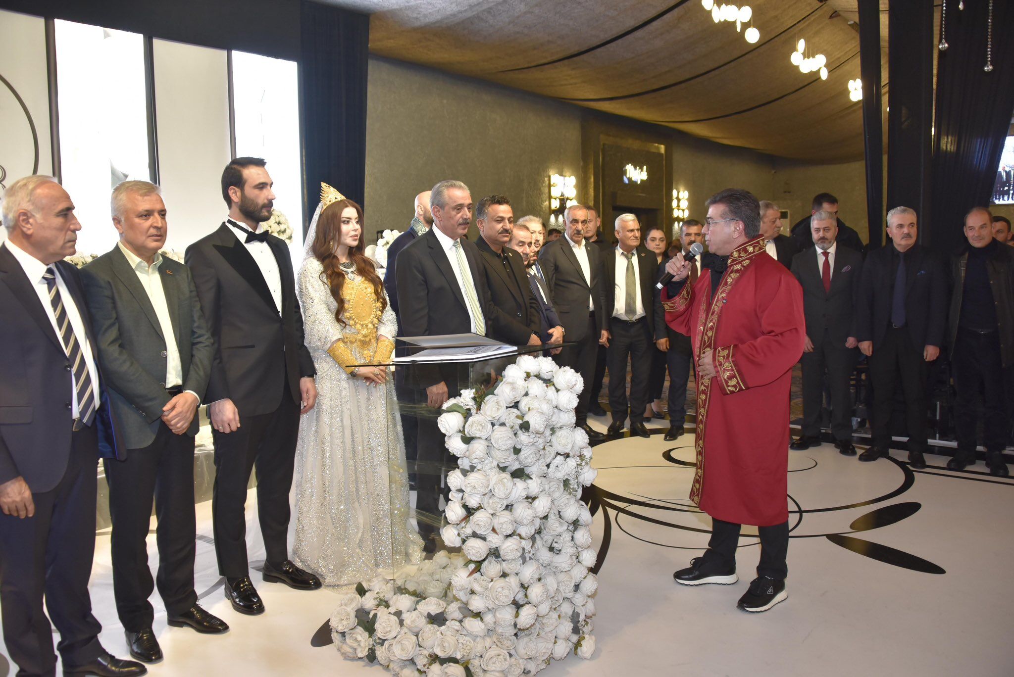 Kahraman İzol Ve Nazdar Barzani, Şanlıurfa'da Dünya Evine Girdi (4)