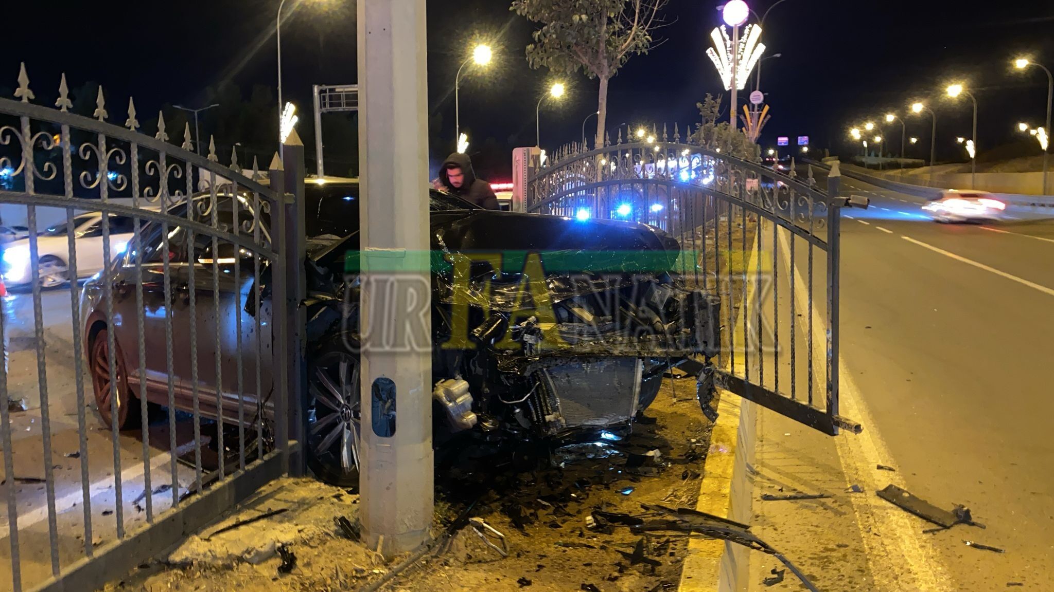 Karaköprü Gap Bulvarı’nda Çarpışan Araçlar Hurdaya Döndü (1)