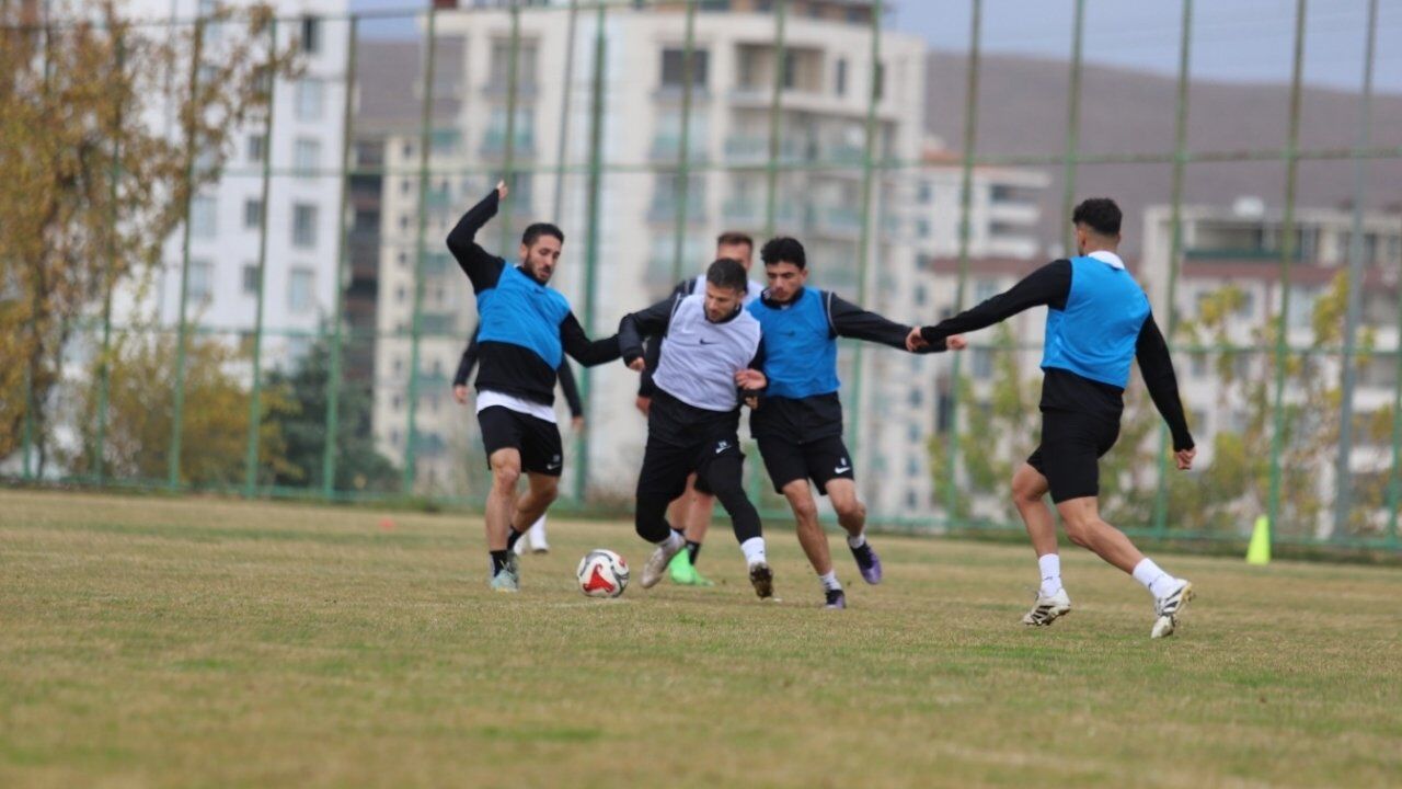 Muğlaspor Kastamonuspor Şanlıurfaspor (1)
