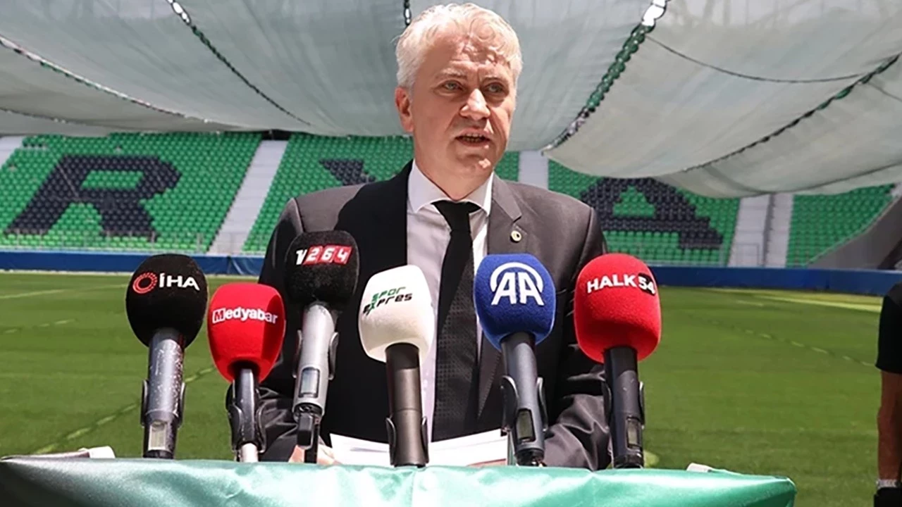 Sakaryaspor Kulüp Başkanı Muhammet Kıratlı Istifa Etti