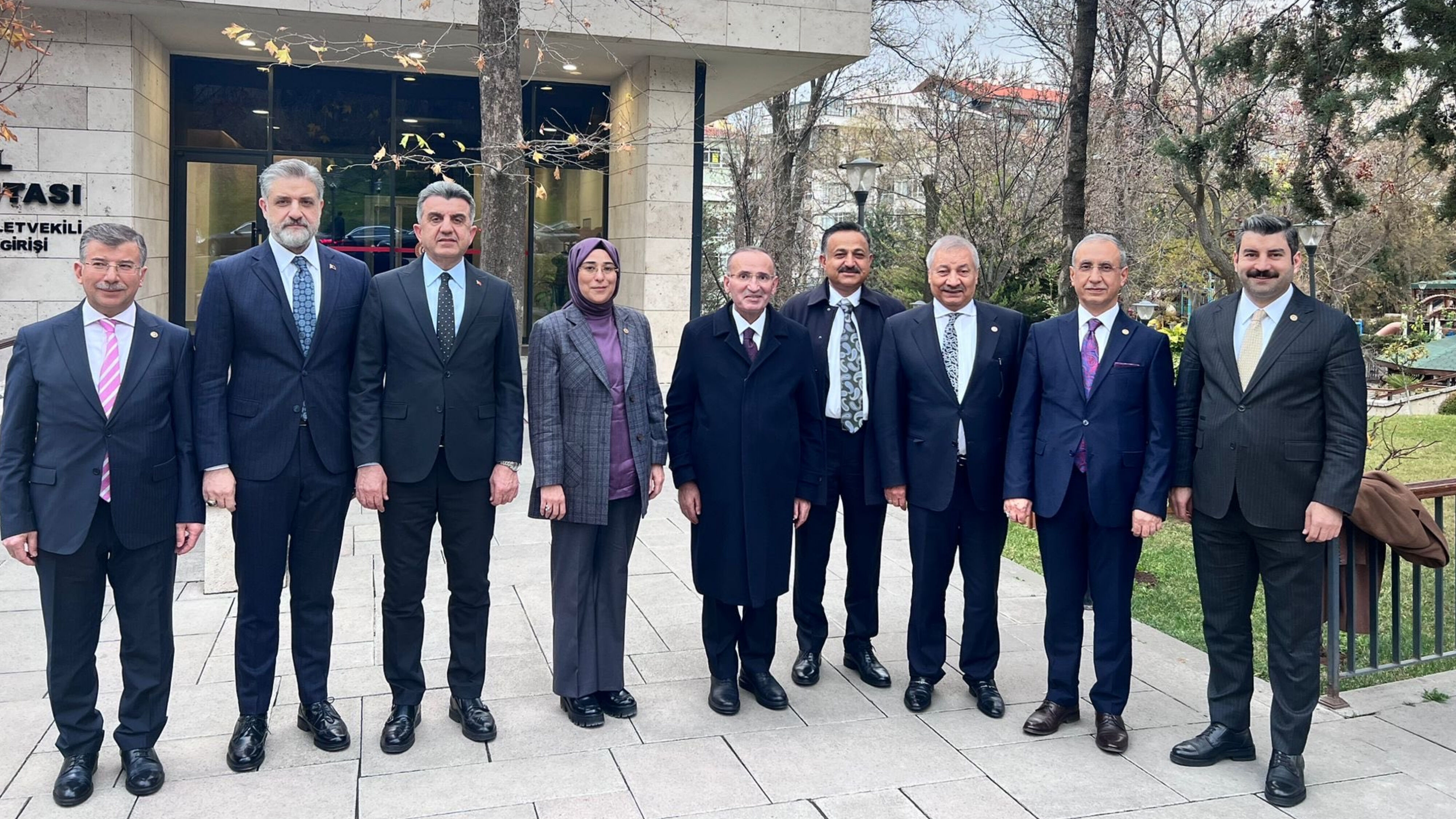 Şanlıurfa Milletvekilleri Cumhurbaşkanı Yardımcısı Ile Görüşecek (1)