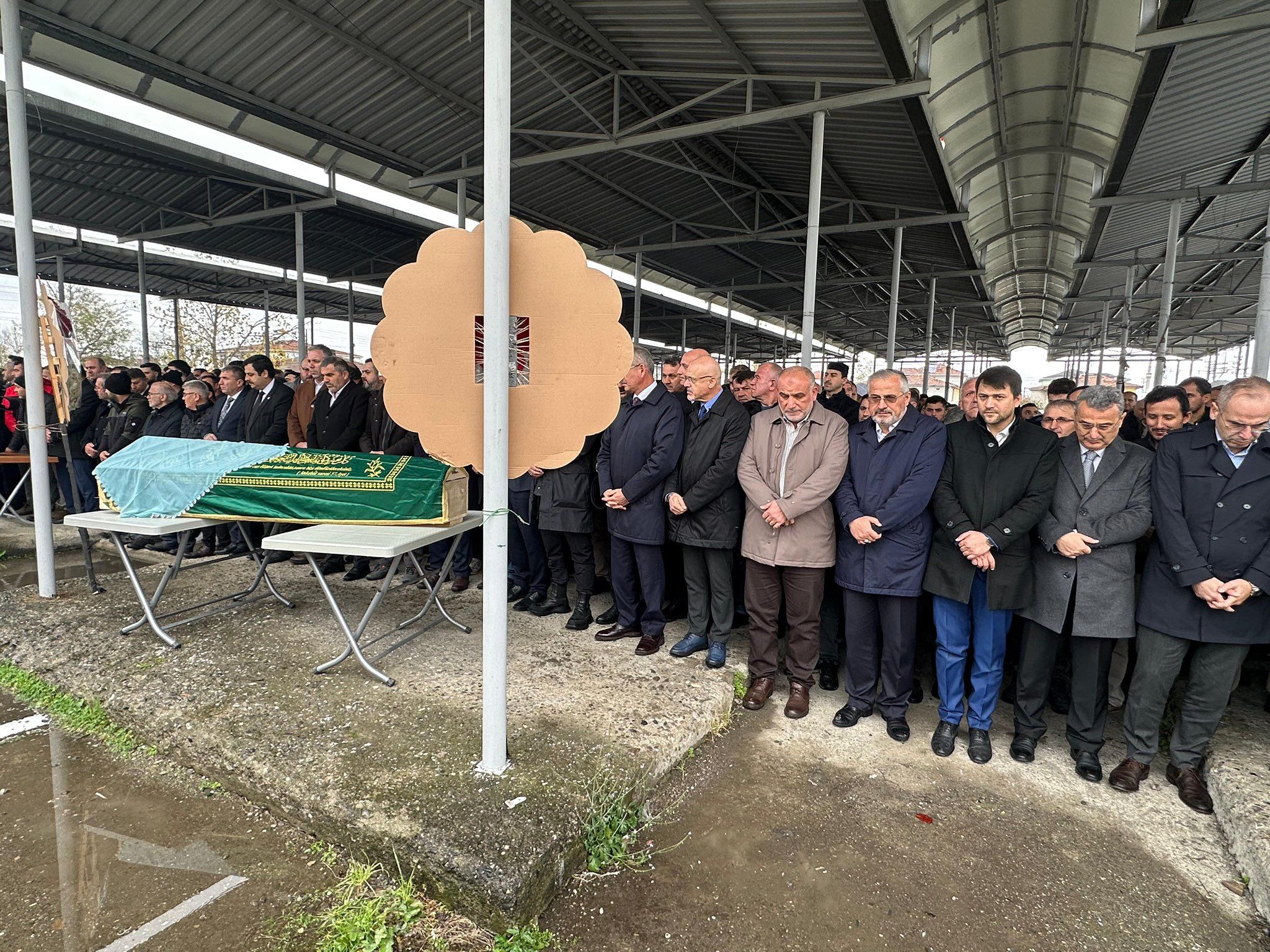 Şanlıurfa’da Ölen İngilizce Öğretmeni Tuğba Şencan Samsun’da Defnedildi (2)