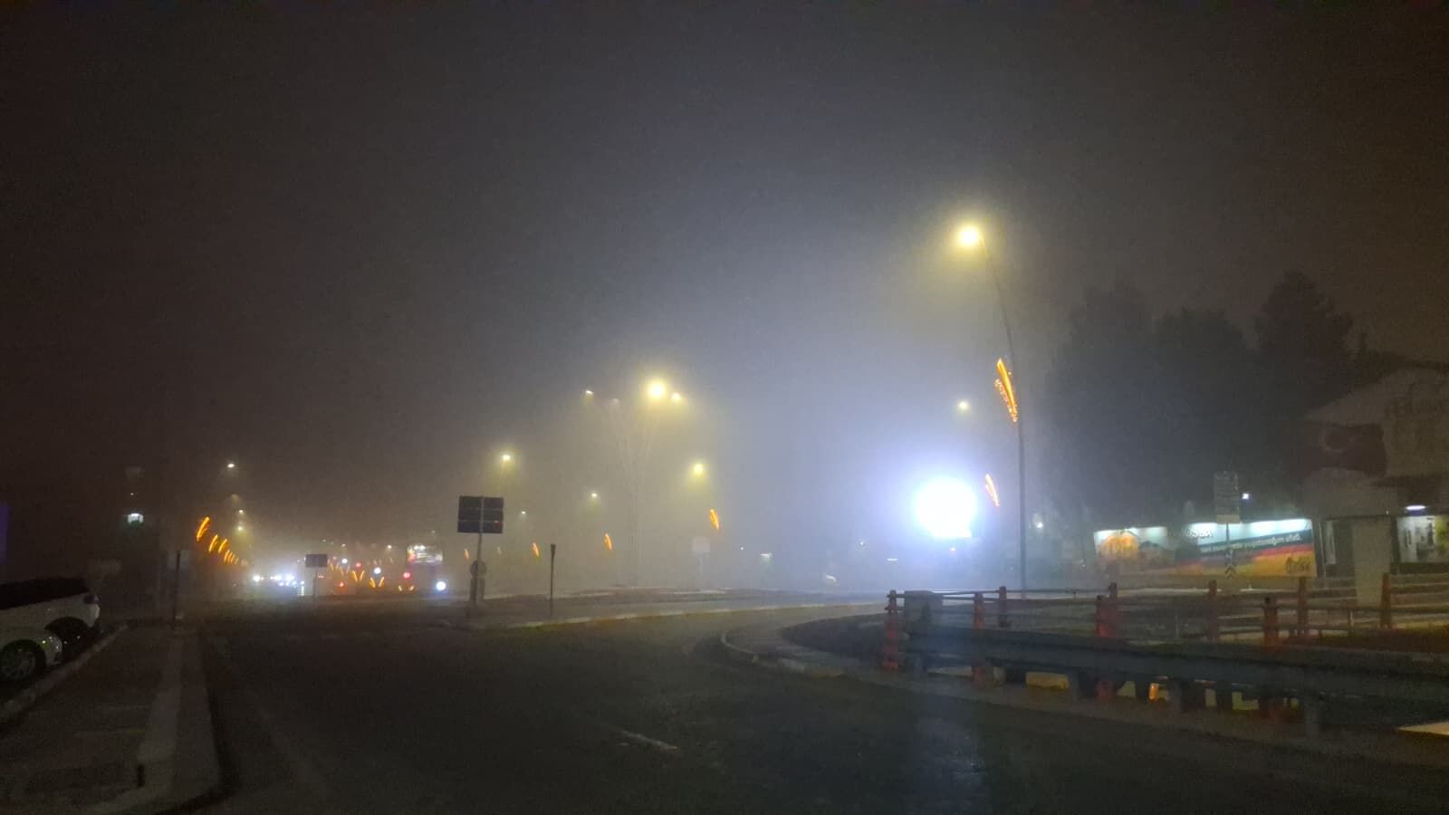 Şanlıurfa’da Yoğun Sis Hayatı Olumsuz Etkiledi (1)