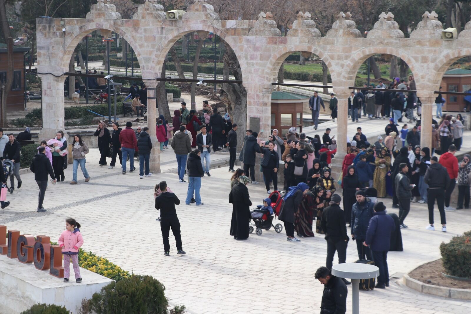 Balıklıgöl Bu Hafta Neden Bu Kadar Kalabalık?-1