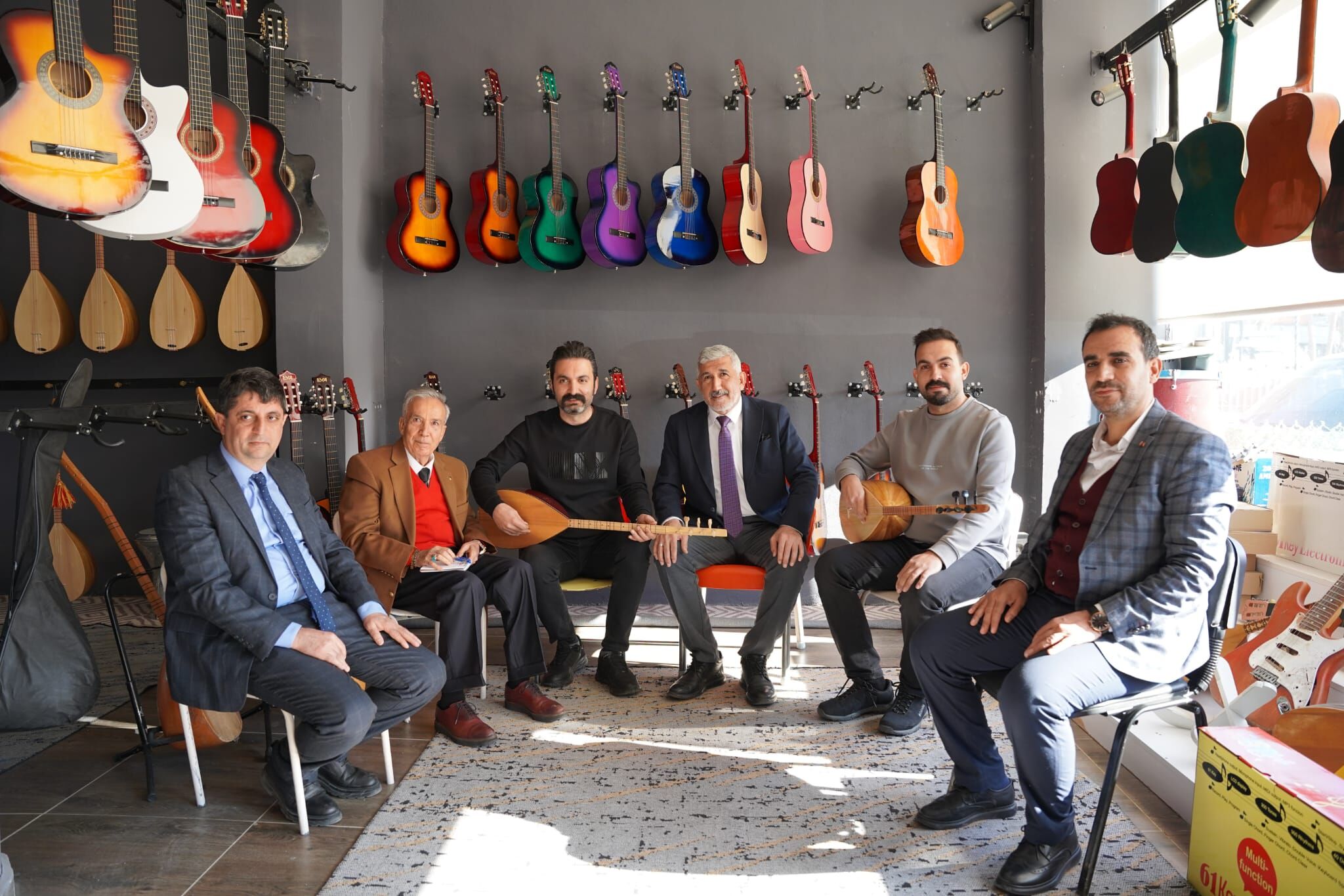 Belediye Başkanı Mehmet Can Hallaç, Yavuz Donat’ı Kahta’da Ağırladı Ve İlçeyi Tanıttı (4)
