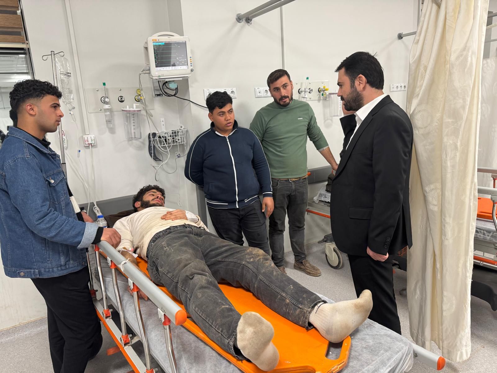 Feci Kaza Sonrası Ceylanpınar Belediye Eşbaşkanı Uğur Kahraman Hastaneye Koştu (2)