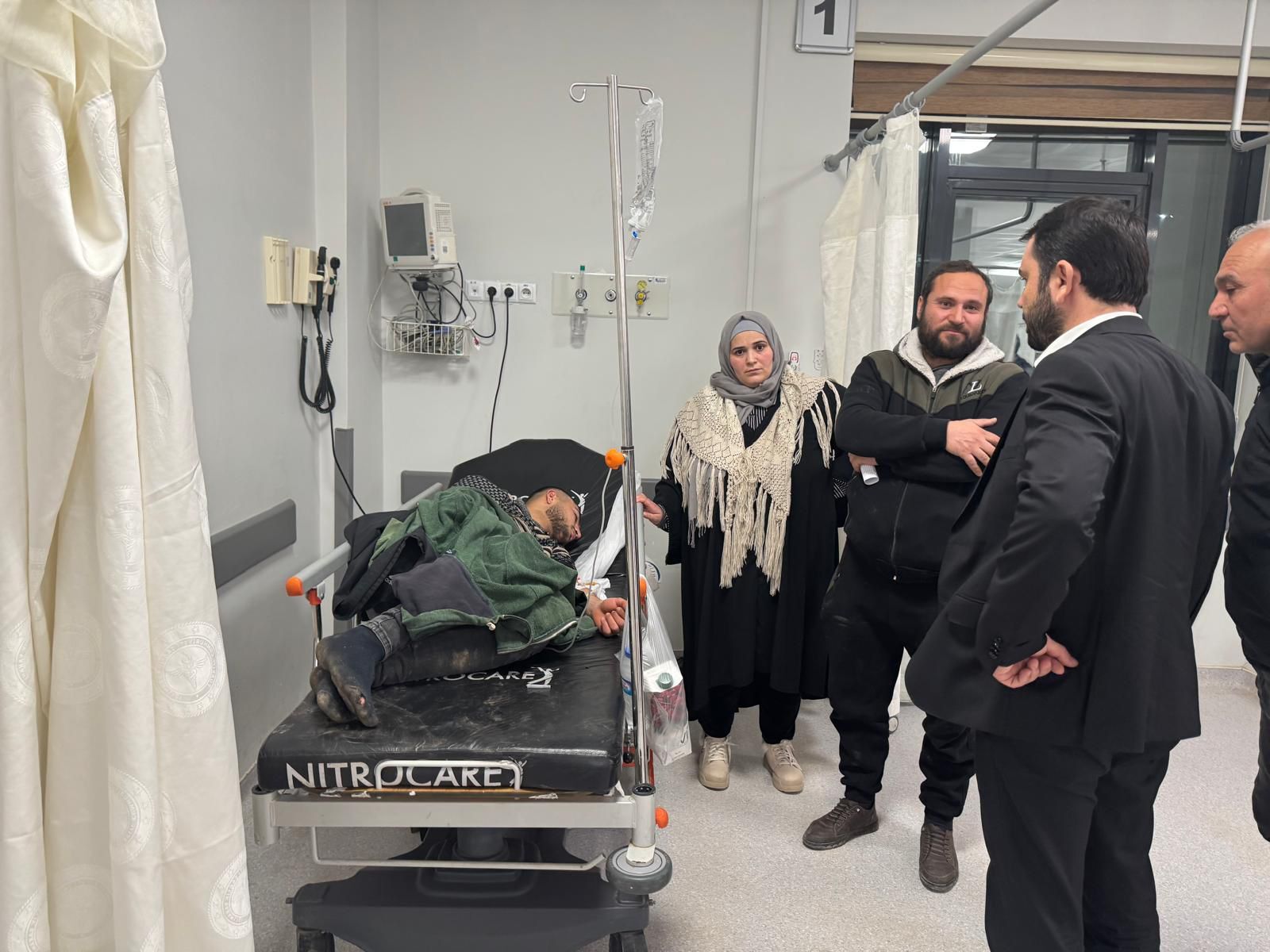 Feci Kaza Sonrası Ceylanpınar Belediye Eşbaşkanı Uğur Kahraman Hastaneye Koştu (3)