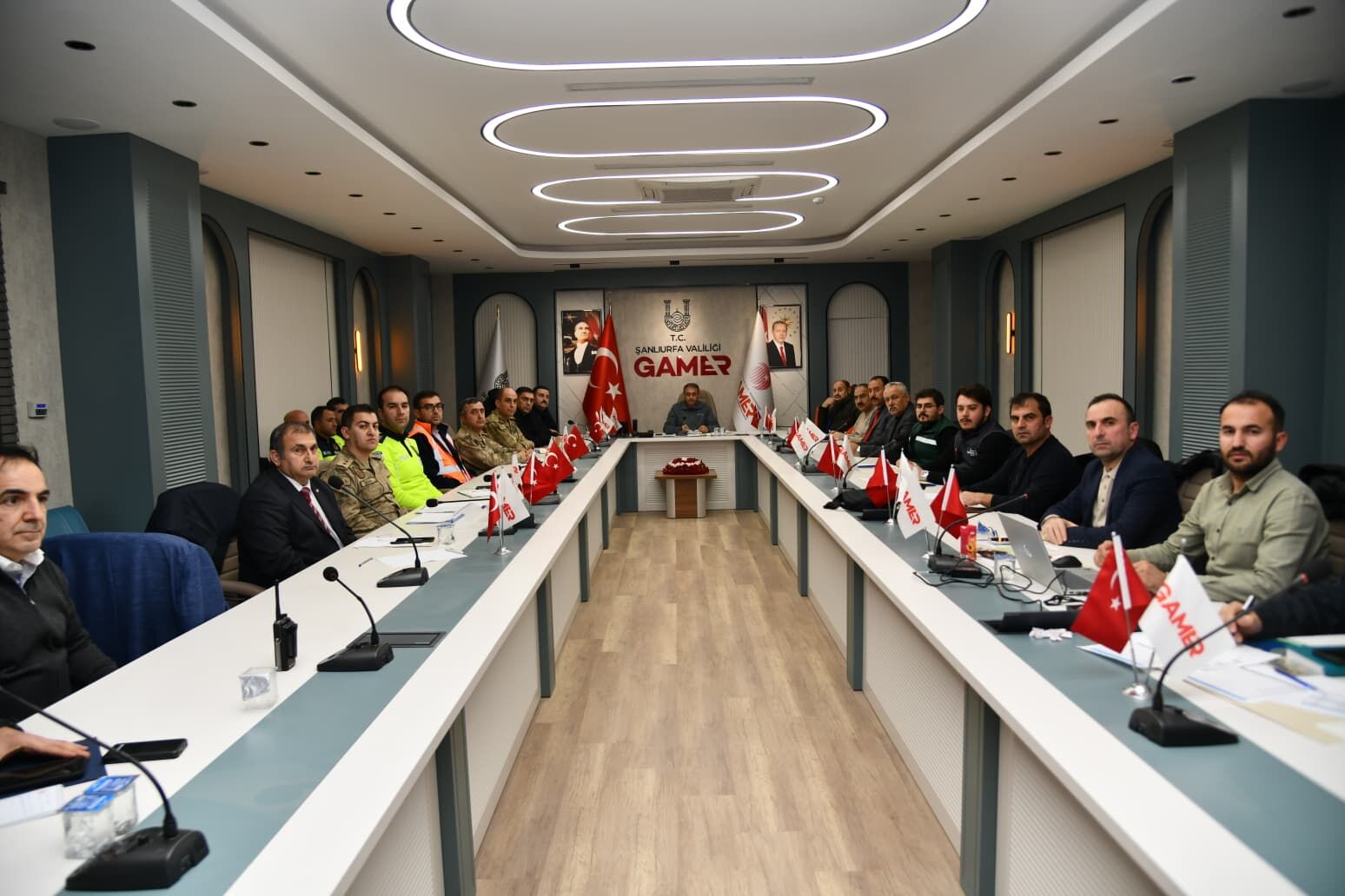 Hasan Şıldak Şanlıurfa’da Kar Ve Buzlanma İçin Yeni Tedbirleri Açıkladı (3)