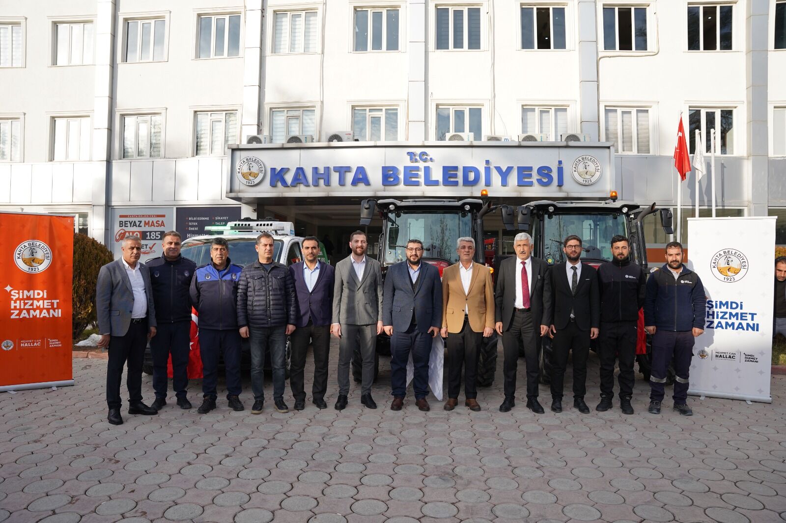 Kahta Belediyesi’nin Araç Filosu Güçleniyor (4)