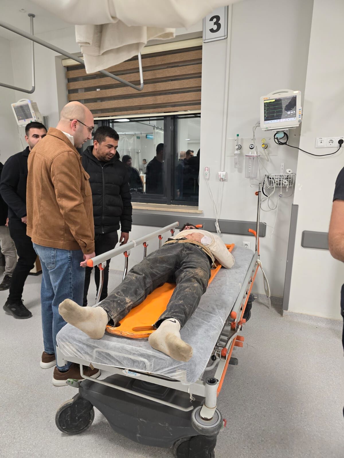 Mehmet Çağatay Çakal, Feci Kazada Yaralananları Ziyaret Etti (2)