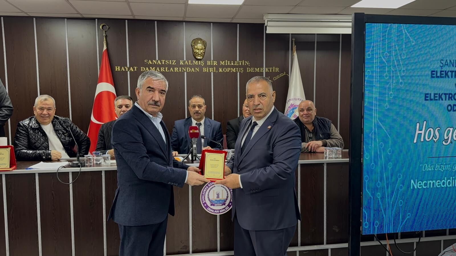 Şanliurfa Elektri̇kçi̇ler Ve Radyo Tekni̇syenleri̇ Odasi Seçi̇mleri̇ Başladi6