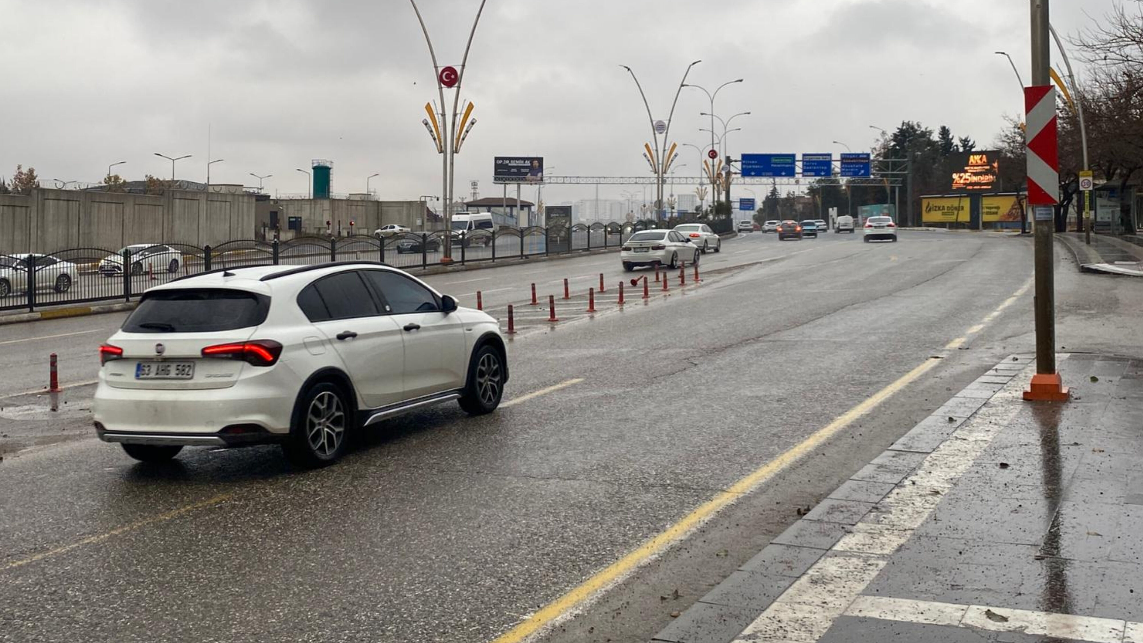 Şanlıurfa’da Dengeleri Bozan Yağış Bir Günde Geçen Yılın Dörtte Biri (1)