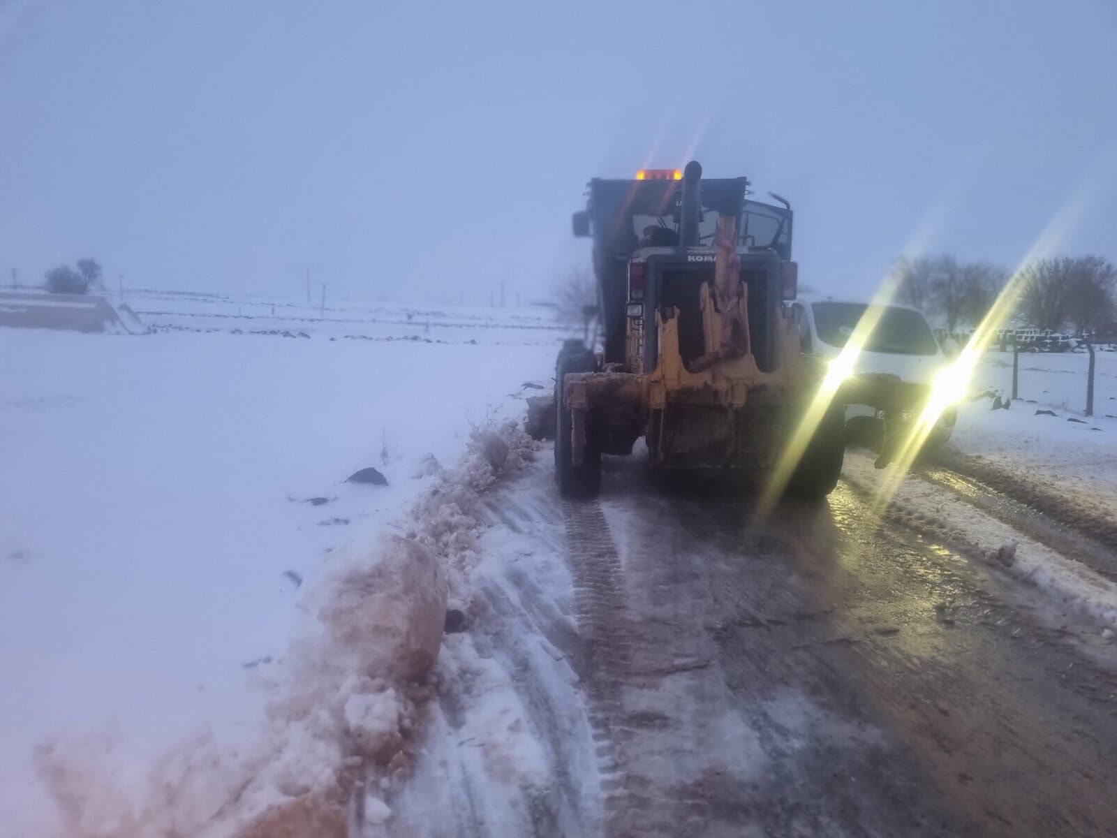 Şanlıurfa’da Kar Engeli Aşıldı, Kapanan Yollar Açıldı (7)
