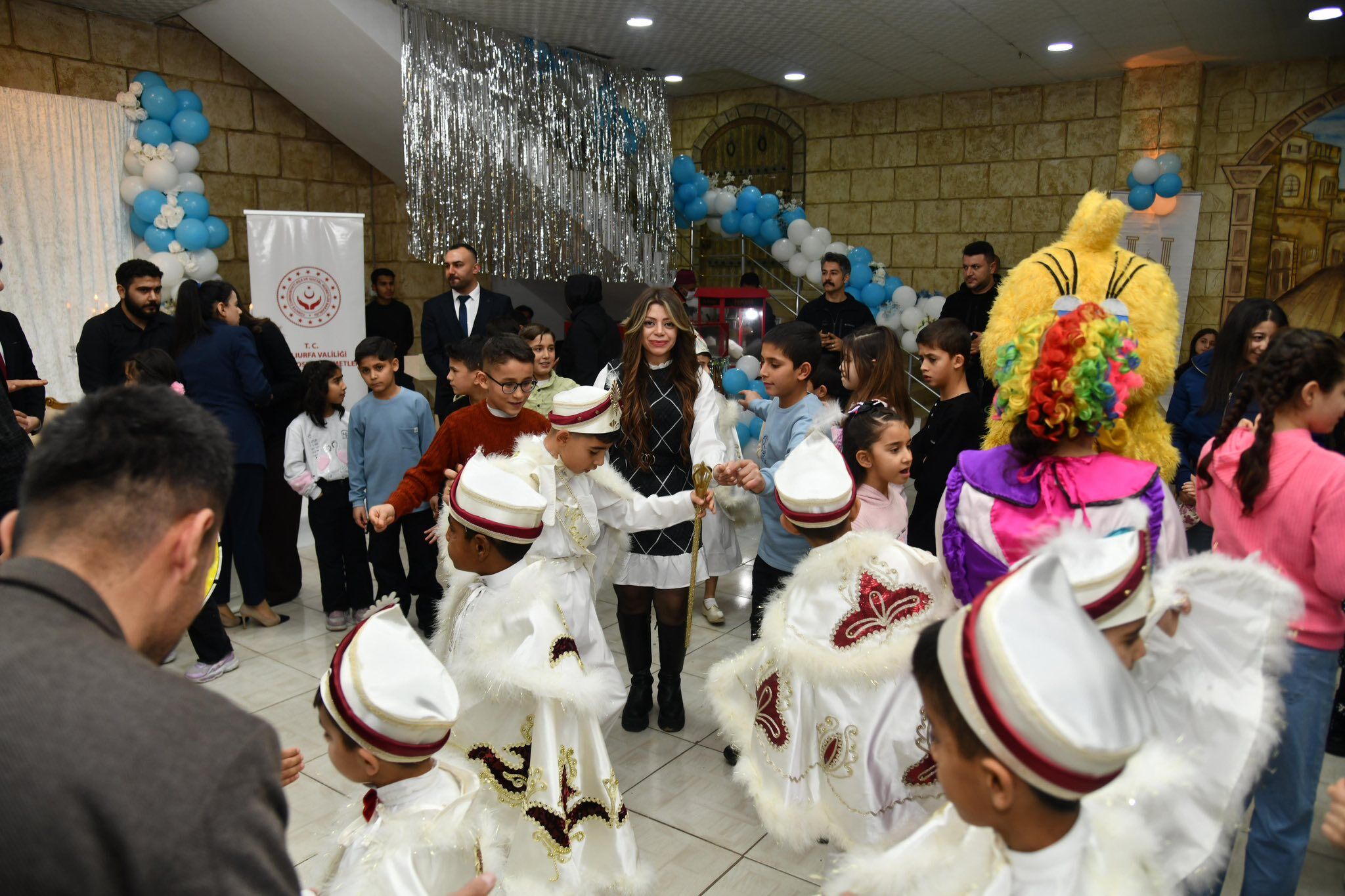 Şanlıurfa’da Koruma Altındaki 11 Çocuk İçin Sünnet Töreni Düzenlendi (7)