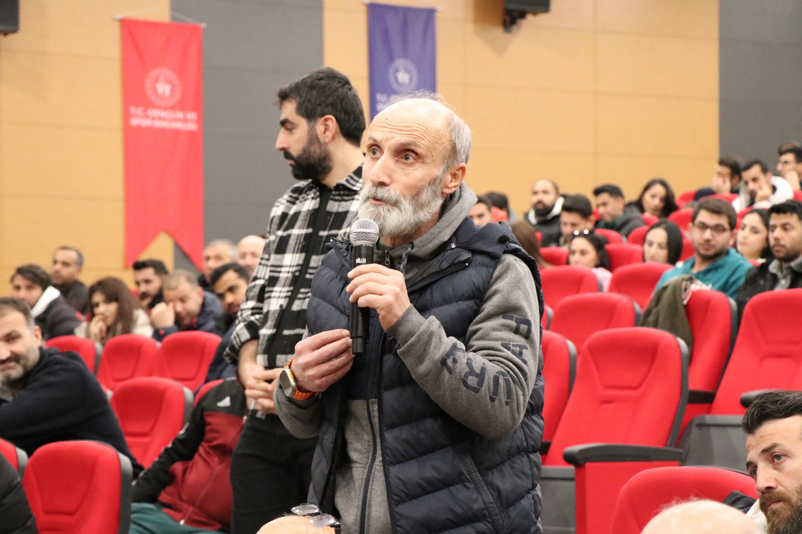 ANTRENÖR DEĞERLENDİRME VE PLANLAMA TOPLANTISI GERÇEKLEŞTİRİLDİ-3