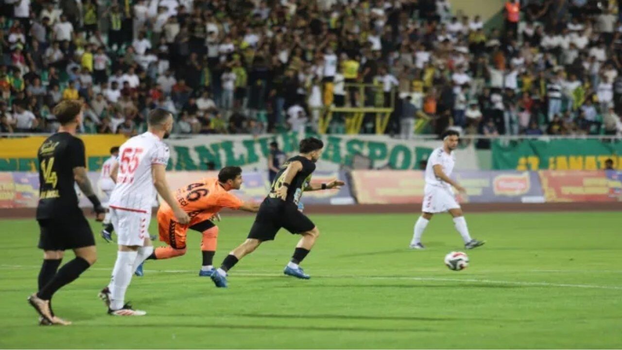 24 Erzincanspor Kalecisi Alper Mutlu Sakatlandı (2)