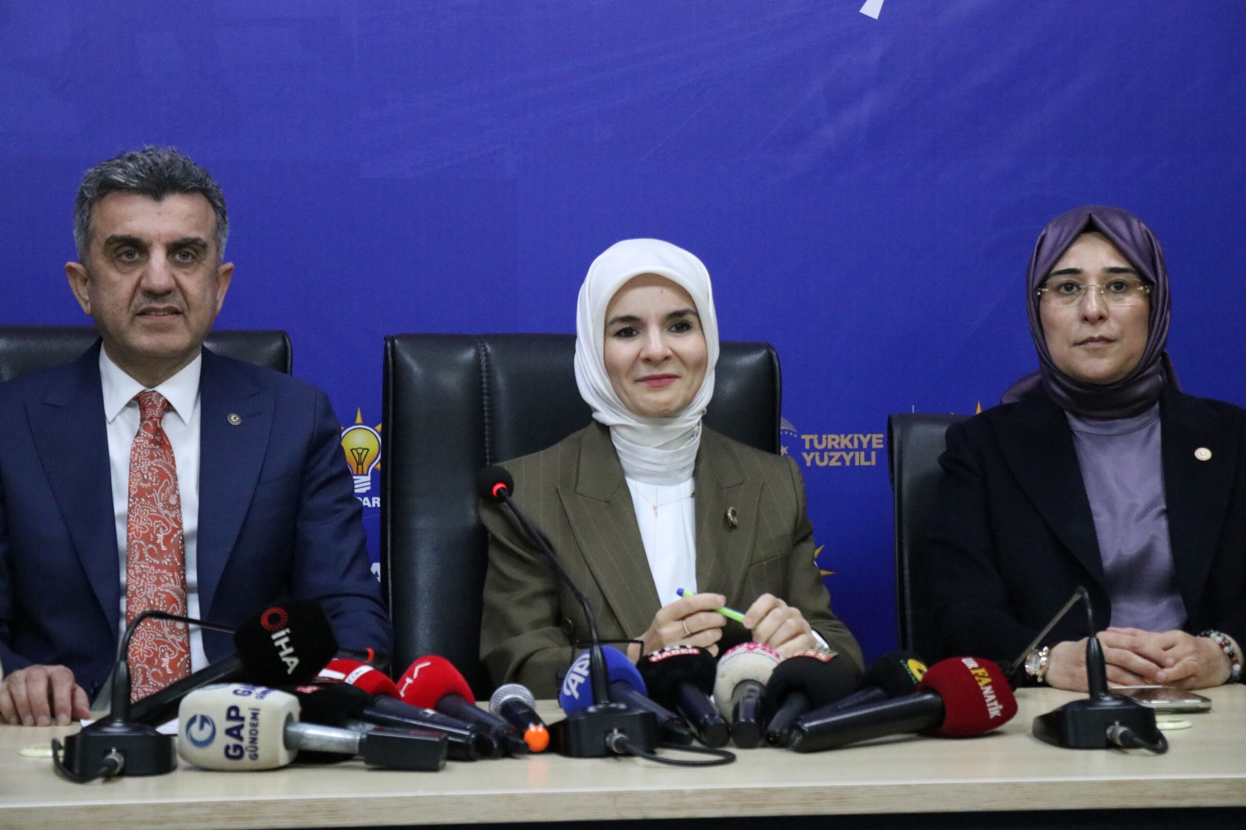 Aile Ve Sosyal Hizmetler Bakanı Mahinur Özdemir Göktaş Şanlıurfa’da Konuştu (2)-1