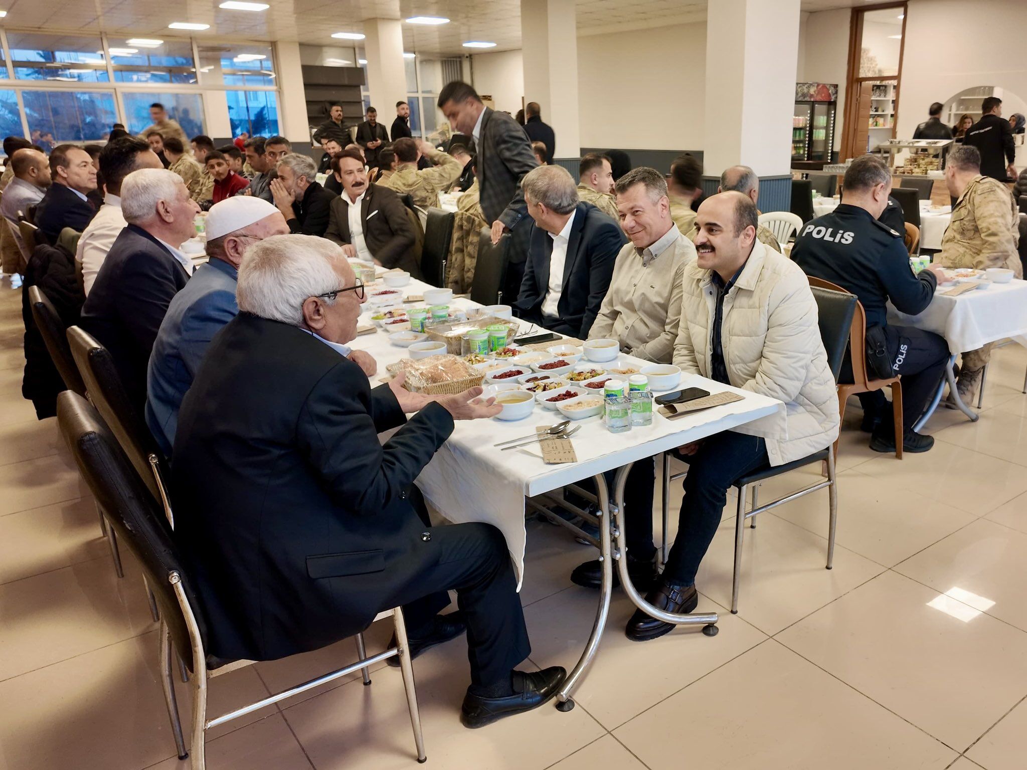 Akçakale, Hilvan Ve Bozova’da Şehit Aileleri Ve Gaziler İftarda Buluştu (3)