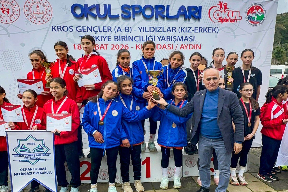 Harran’ın Gazlıkuyu Ortaokulu Türkiye Şampiyonu Oldu (2)