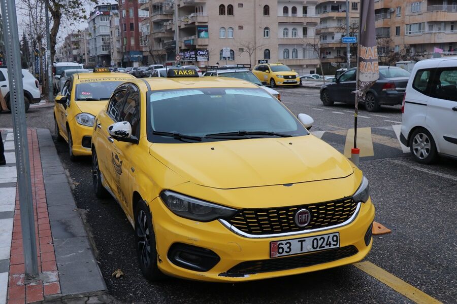 TAKSİ 4