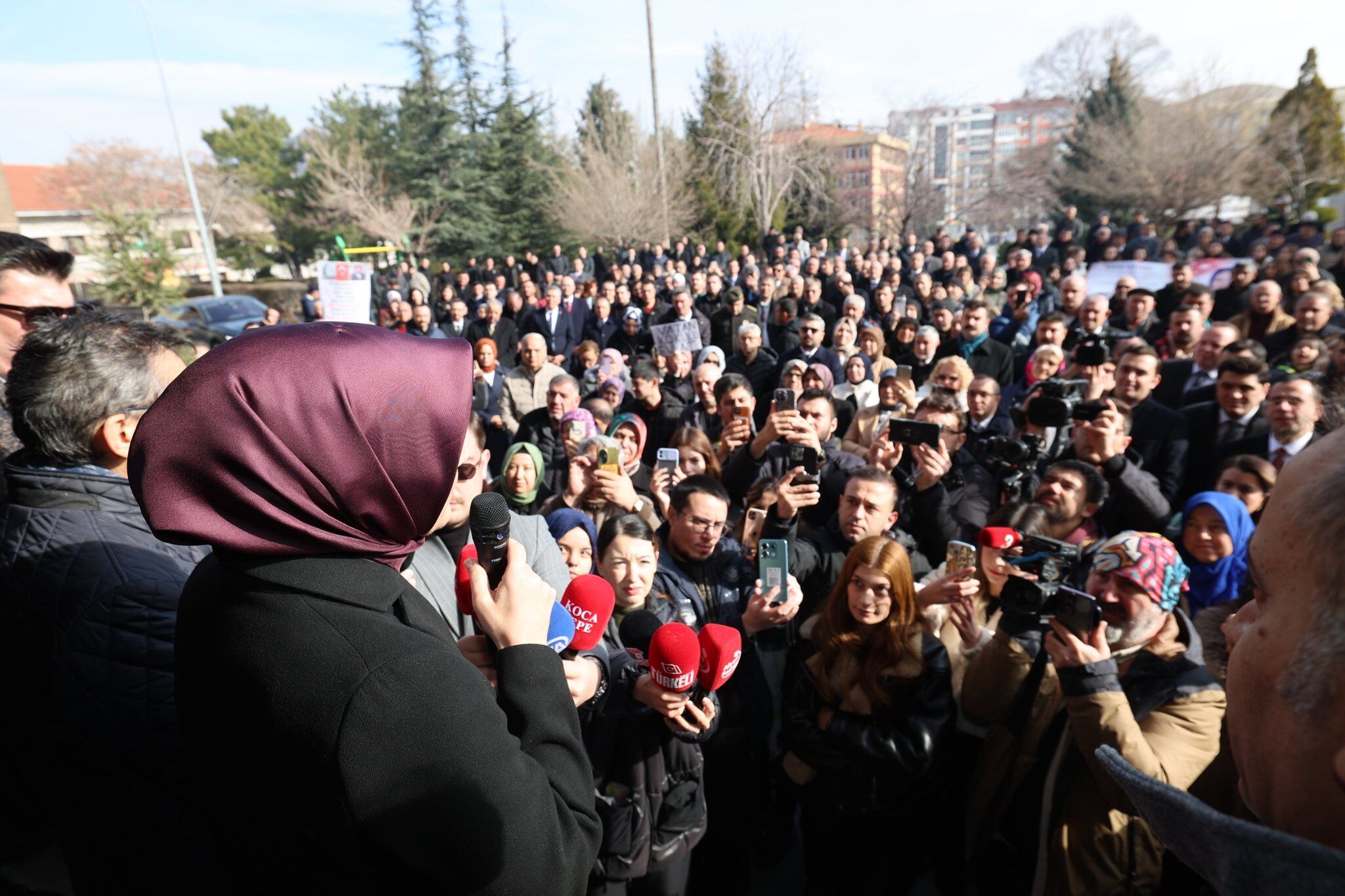 Kübra Güran Yiğitbaşı Afyonkarahisar’a Veda Etti (4)