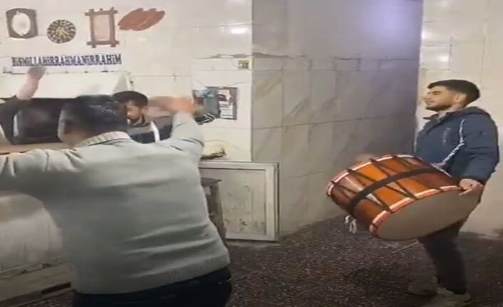 Ramazan’ın İlk Sahurunda Renkli Anlar Kamerada (1)