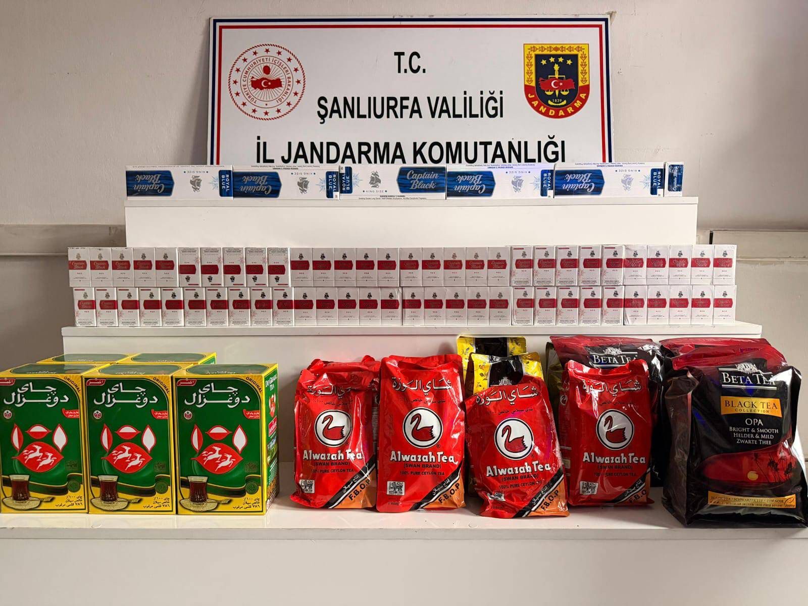 Şanlıurfa’da Depolar Basıldı, Kaçak Mallar Ortaya Saçıldı-3
