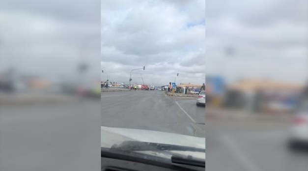 Şanlıurfa’da Freni Patlayan Çekici Dehşet Saçtı 1 Ölü, 3 Yaralı! (2)