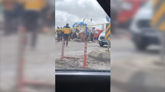 Şanlıurfa’da Freni Patlayan Çekici Dehşet Saçtı 1 Ölü, 3 Yaralı!