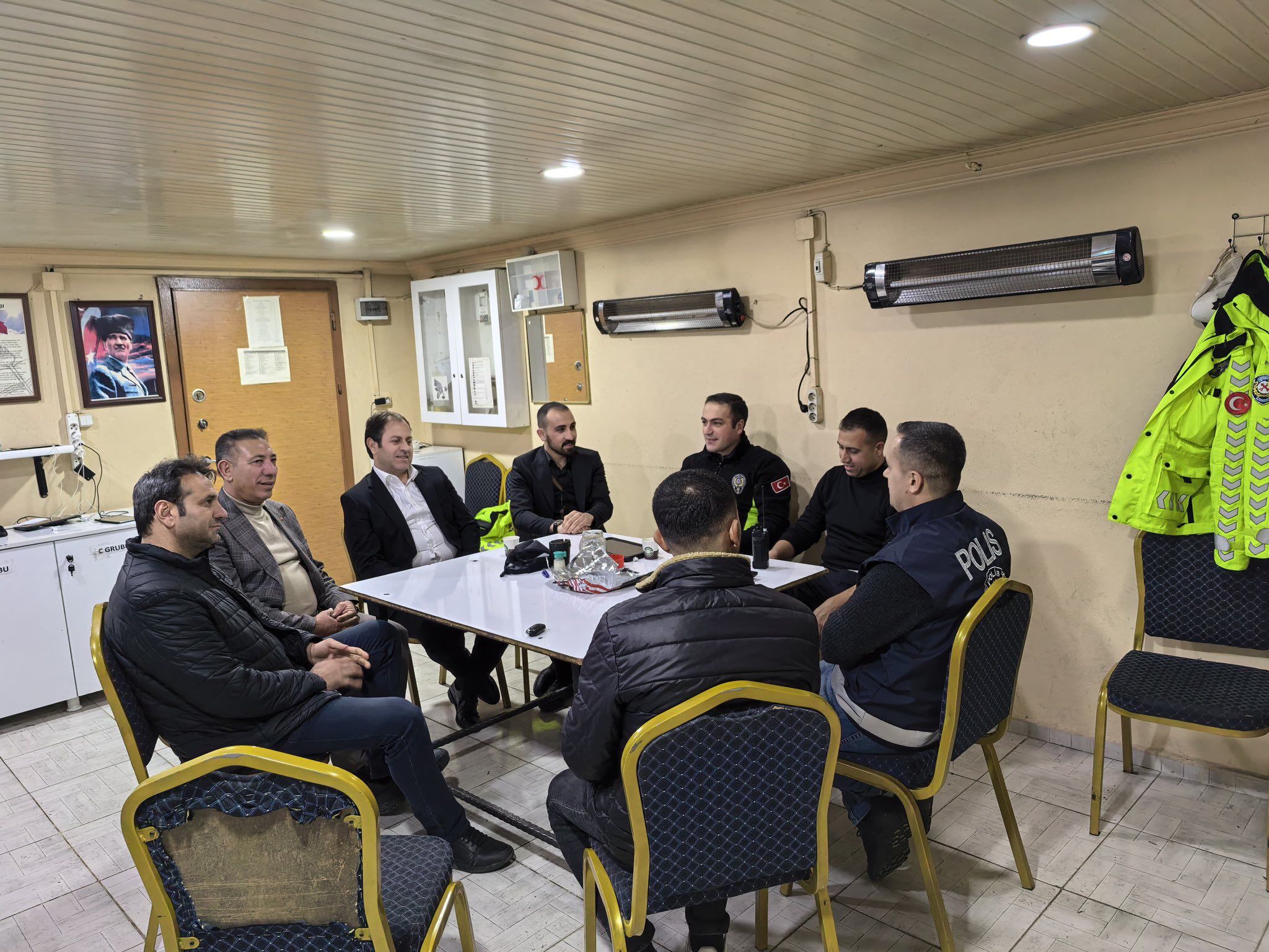 Şanlıurfa’da İlk Sahur Görev Başındaki Polislerle Yapıldı (1)