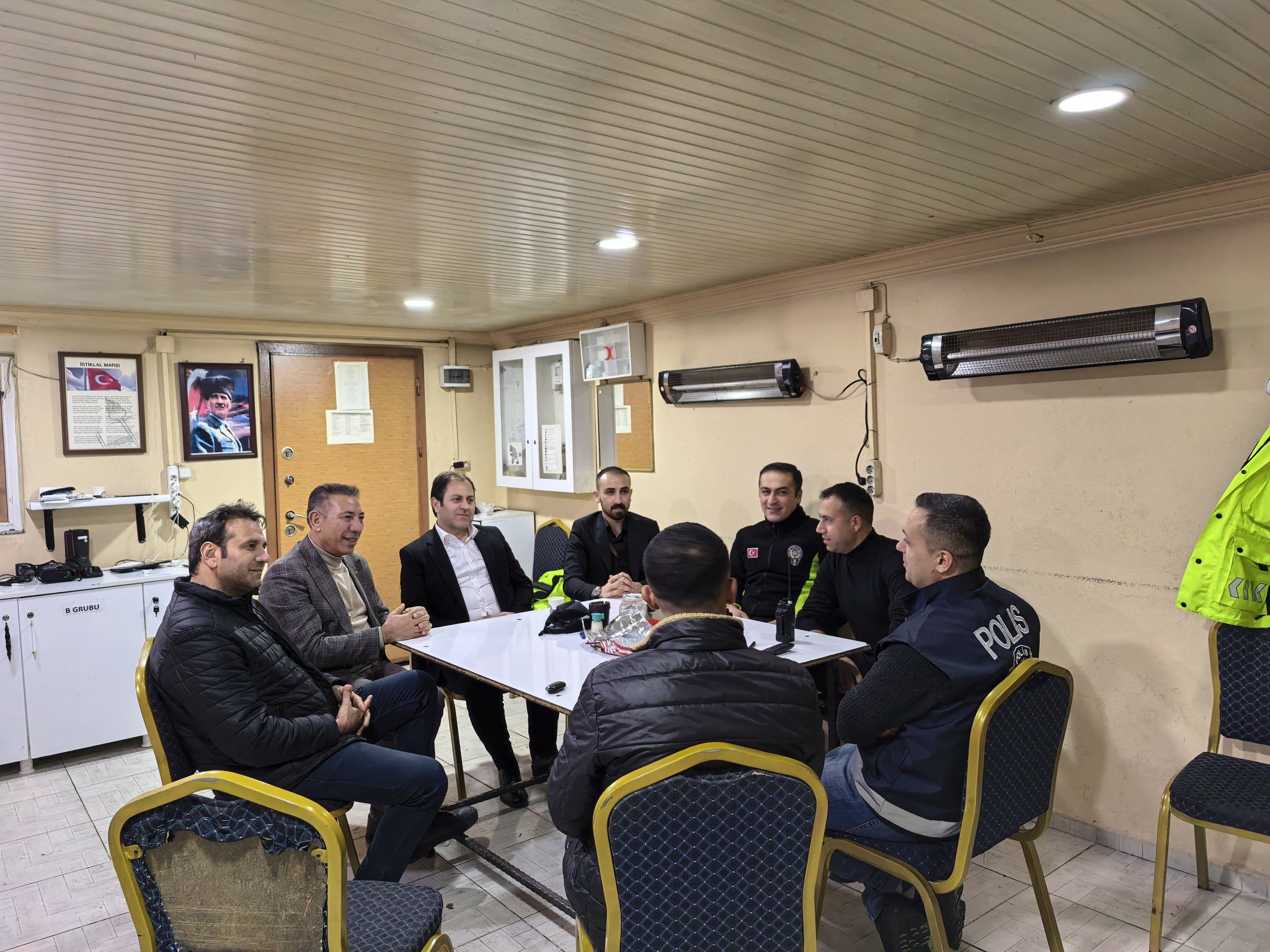 Şanlıurfa’da İlk Sahur Görev Başındaki Polislerle Yapıldı (2)