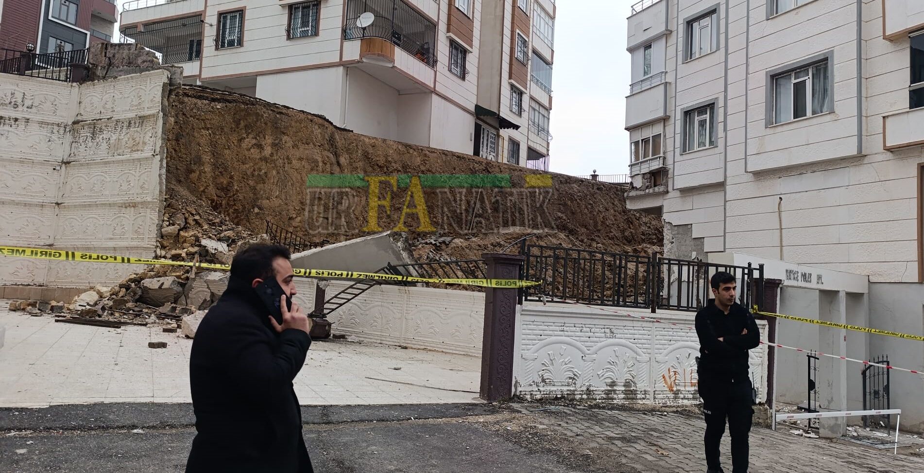 Şanlıurfa’da İstinat Duvarı Çöktü (5)
