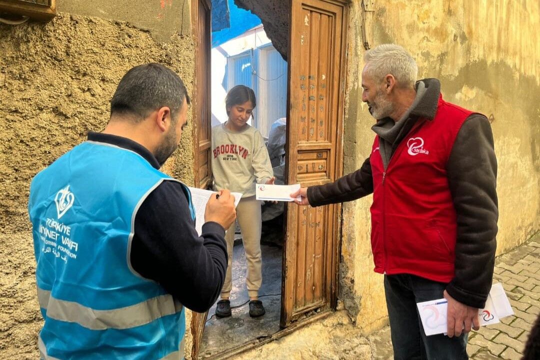 Şanlıurfa’da Kapılar Tek Tek Çalındı